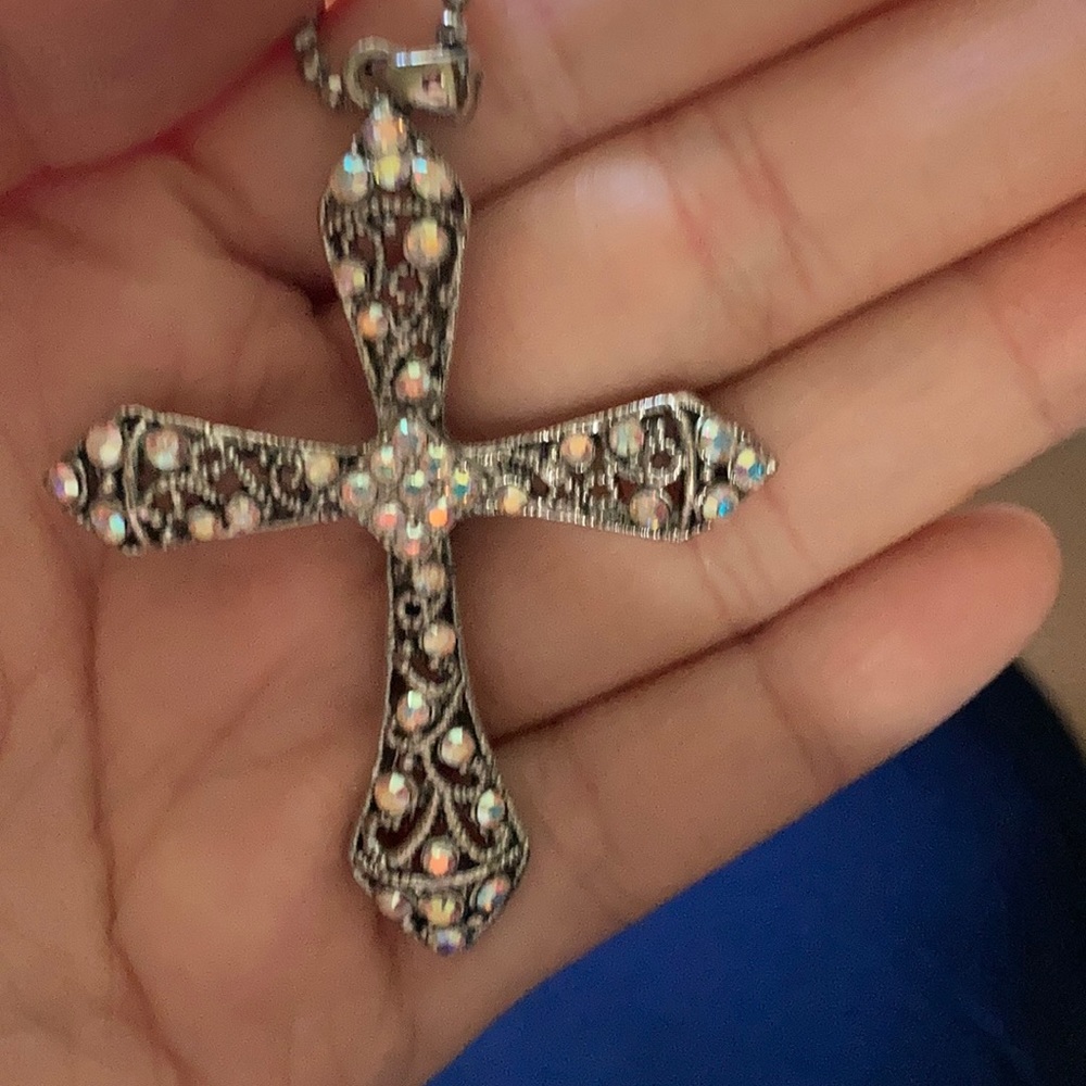 Cross Necklace - Picture 3 of 3